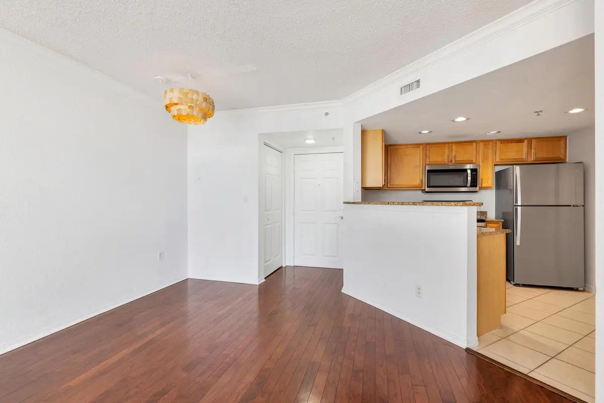 low-5 (3) at 1801 N Flagler Drive 608, West Palm Beach