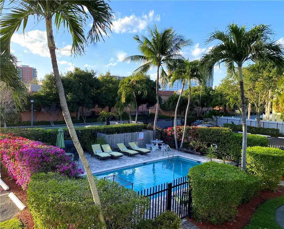 Photo 1 at 600 NE 7TH Avenue 14, Fort Lauderdale