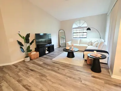 5450 Verona Drive L, Boynton Beach – sold