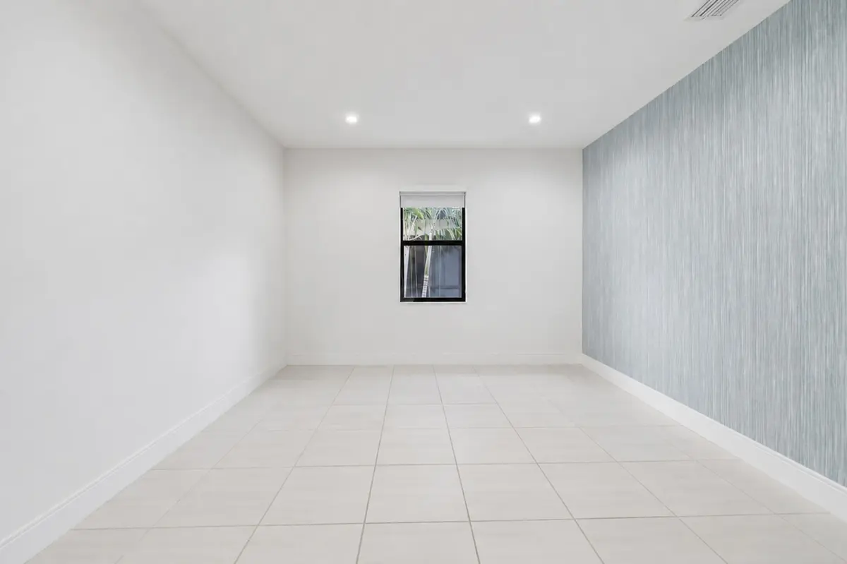 3.png at 8272 NW 44th Terrace, Doral