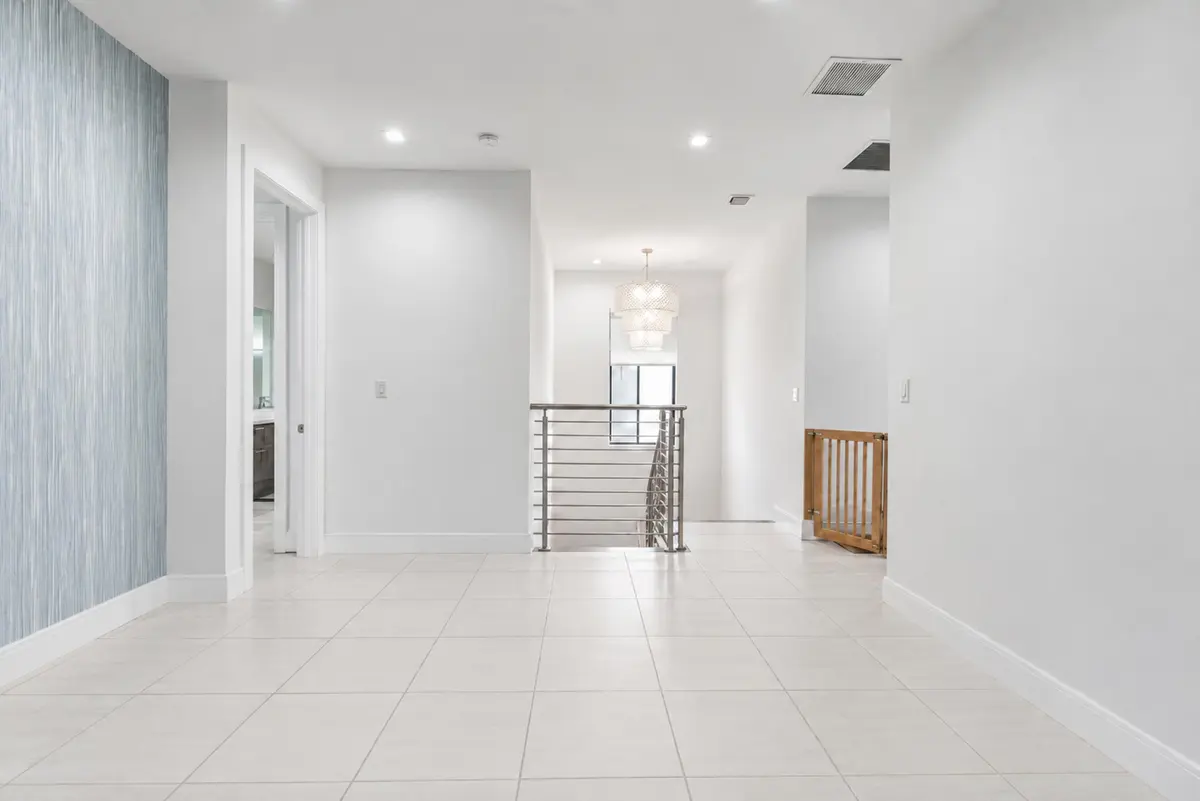 4.png at 8272 NW 44th Terrace, Doral