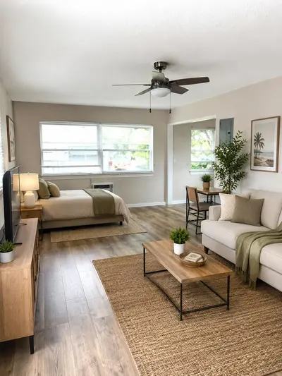 112 Lake Avenue 12, Lake Worth Beach – leased