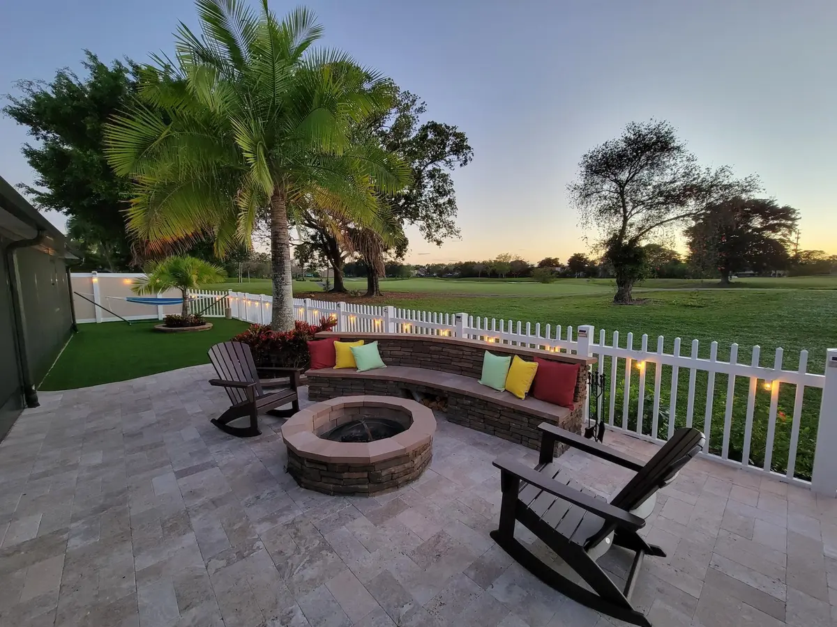 fire pit at 7401 CORKWOOD Terrace, Tamarac