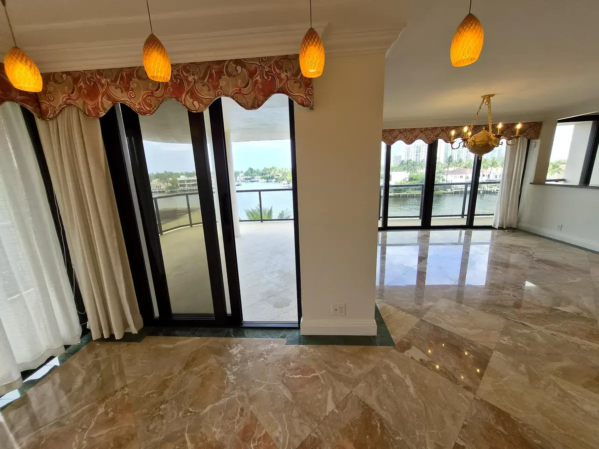 20260709_140748 at 19667 Turnberry Way 4J, Aventura