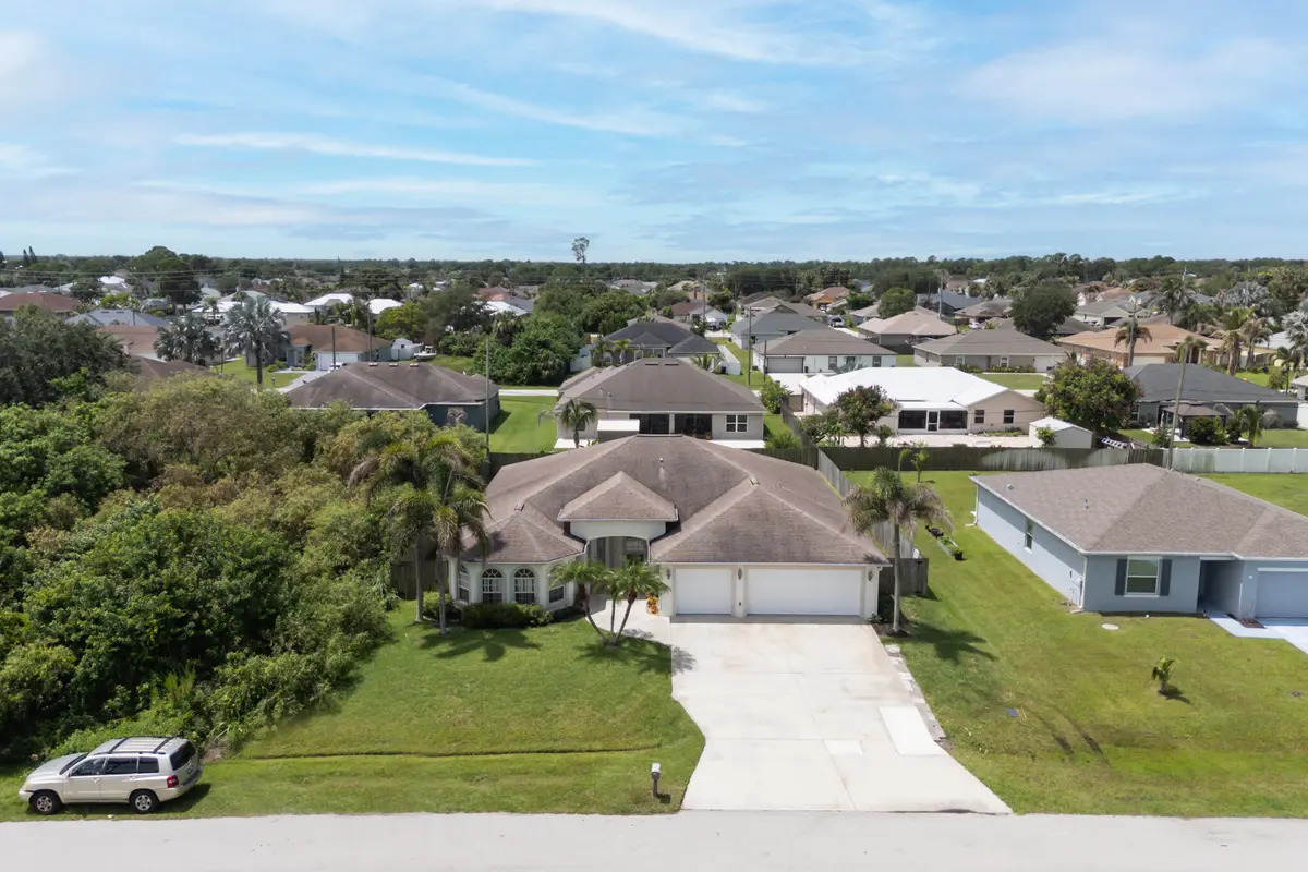 1218Santiago-2 at 1218 SW Santiago Avenue, Port St. Lucie