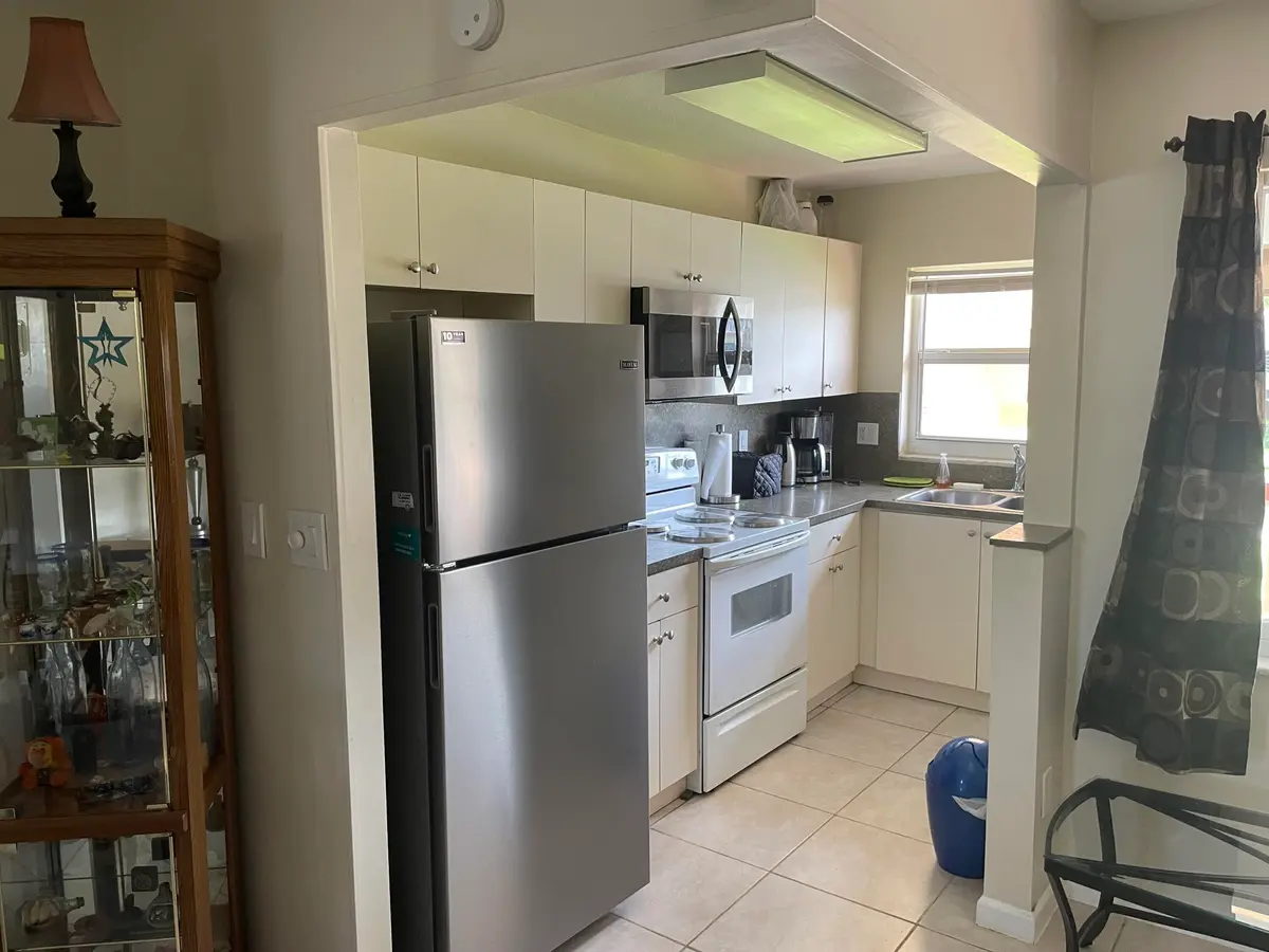 kitchen at 5300 WASHINGTON Street P234, Hollywood