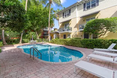 2241 NE 9th Avenue, Wilton Manors – leased
