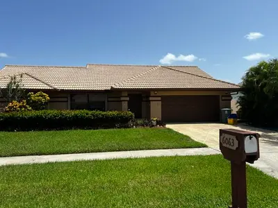 6063 Sunberry Circle, Boynton Beach – Single Family Residence for rent