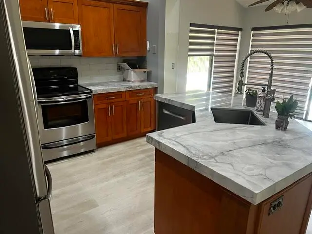 the kitchen 2 at 6063 Sunberry Circle, Boynton Beach