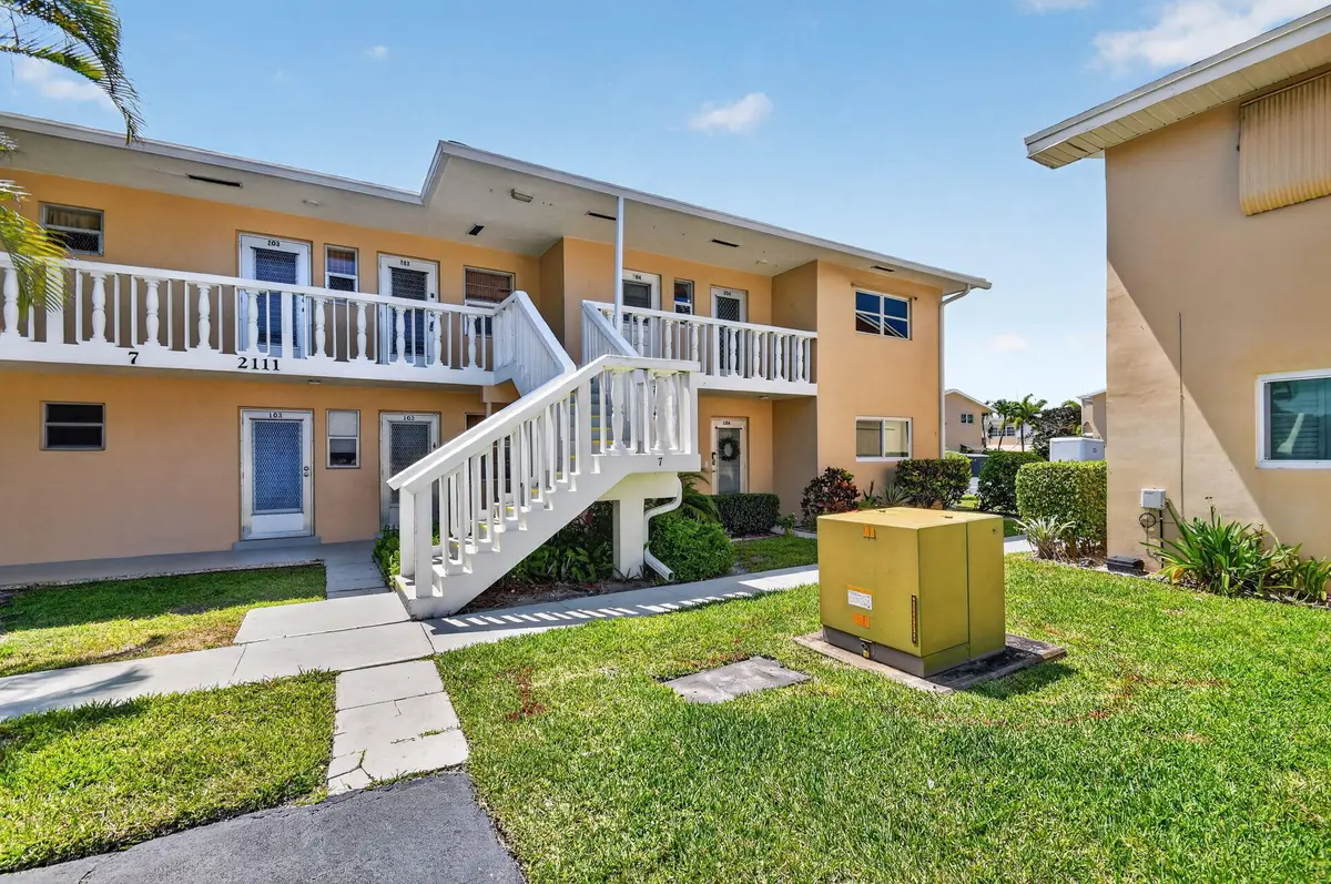 Outside 2 at 2111 NE 1ST Court 204, Boynton Beach