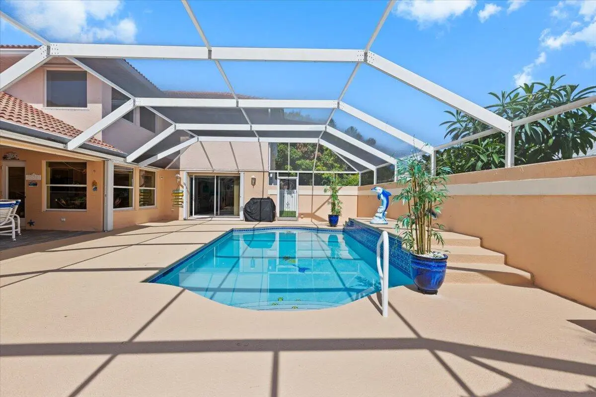 43-424A6341 at 2001 Cypress Avenue, Fort Pierce