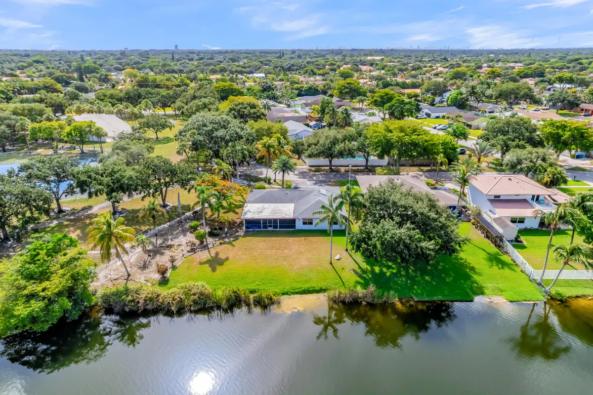 5523 SW 116TH Avenue, Cooper City, FL – photo 8
