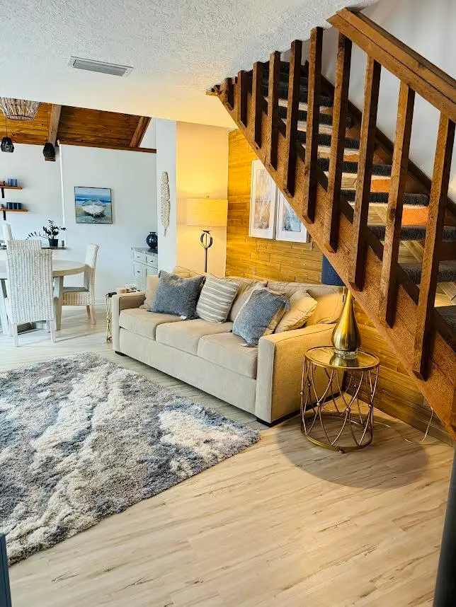 Living room at 1605 S US HIGHWAY 1 1H, Jupiter