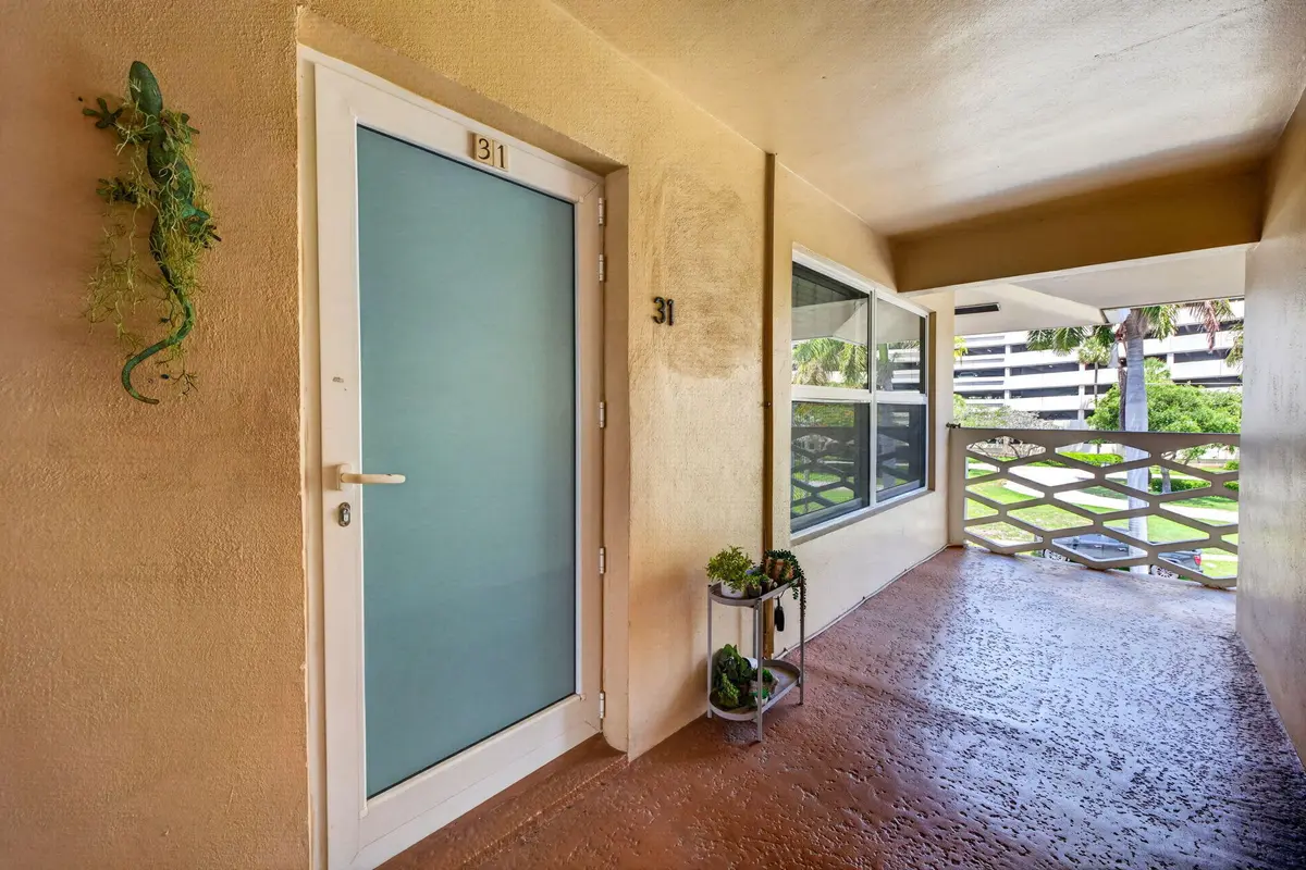 7-web-or-mls-b699A0027 at 4836 NE 23RD Avenue 31, Fort Lauderdale