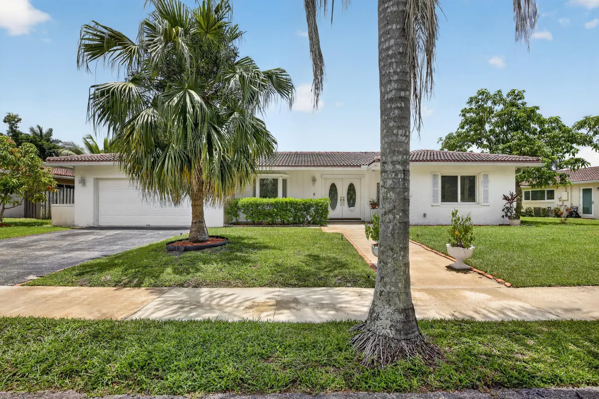 2-print-_A7A8806 at 410 Bonaventure Boulevard, Weston