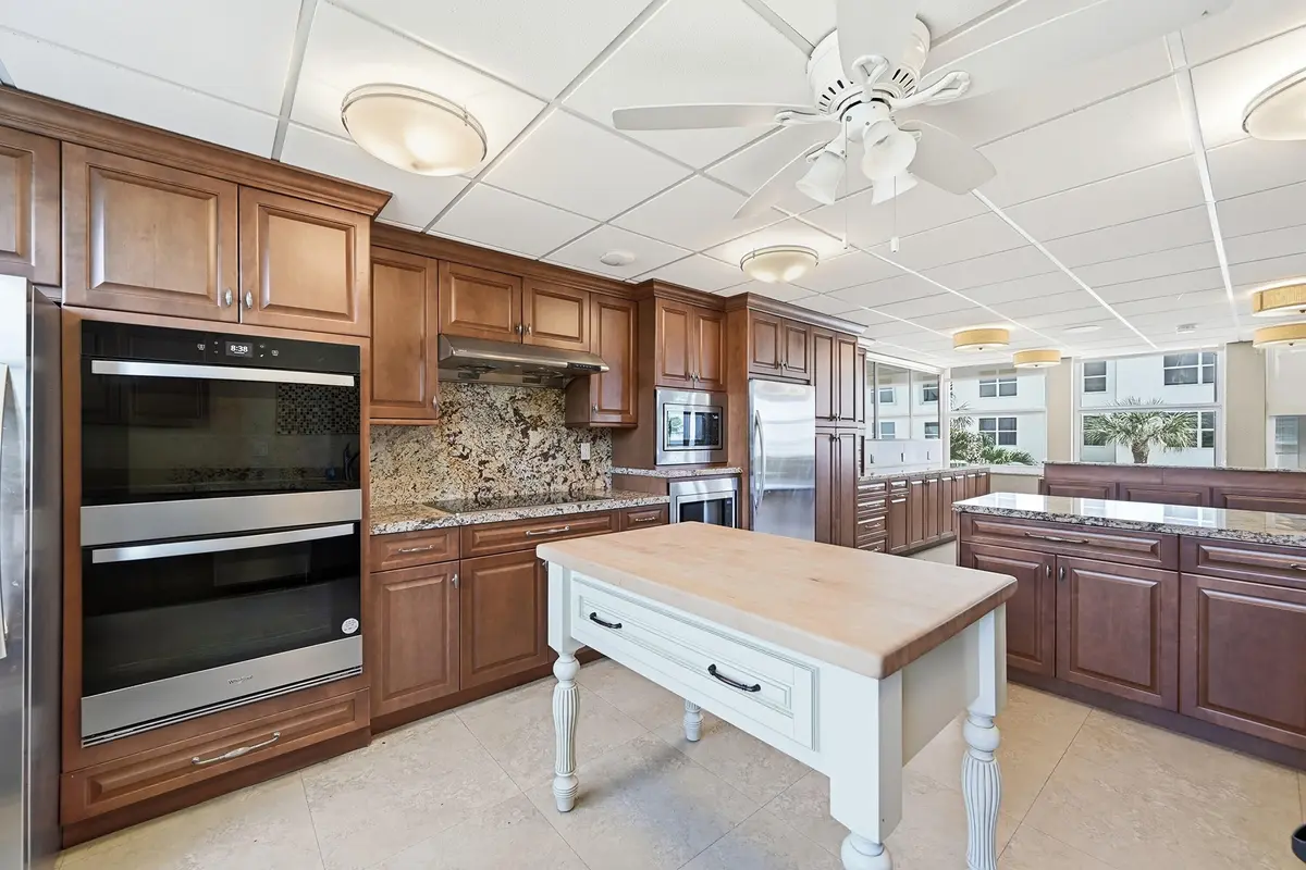 06_community at 5200 N OCEAN Boulevard 914A, Lauderdale-By-The-Sea