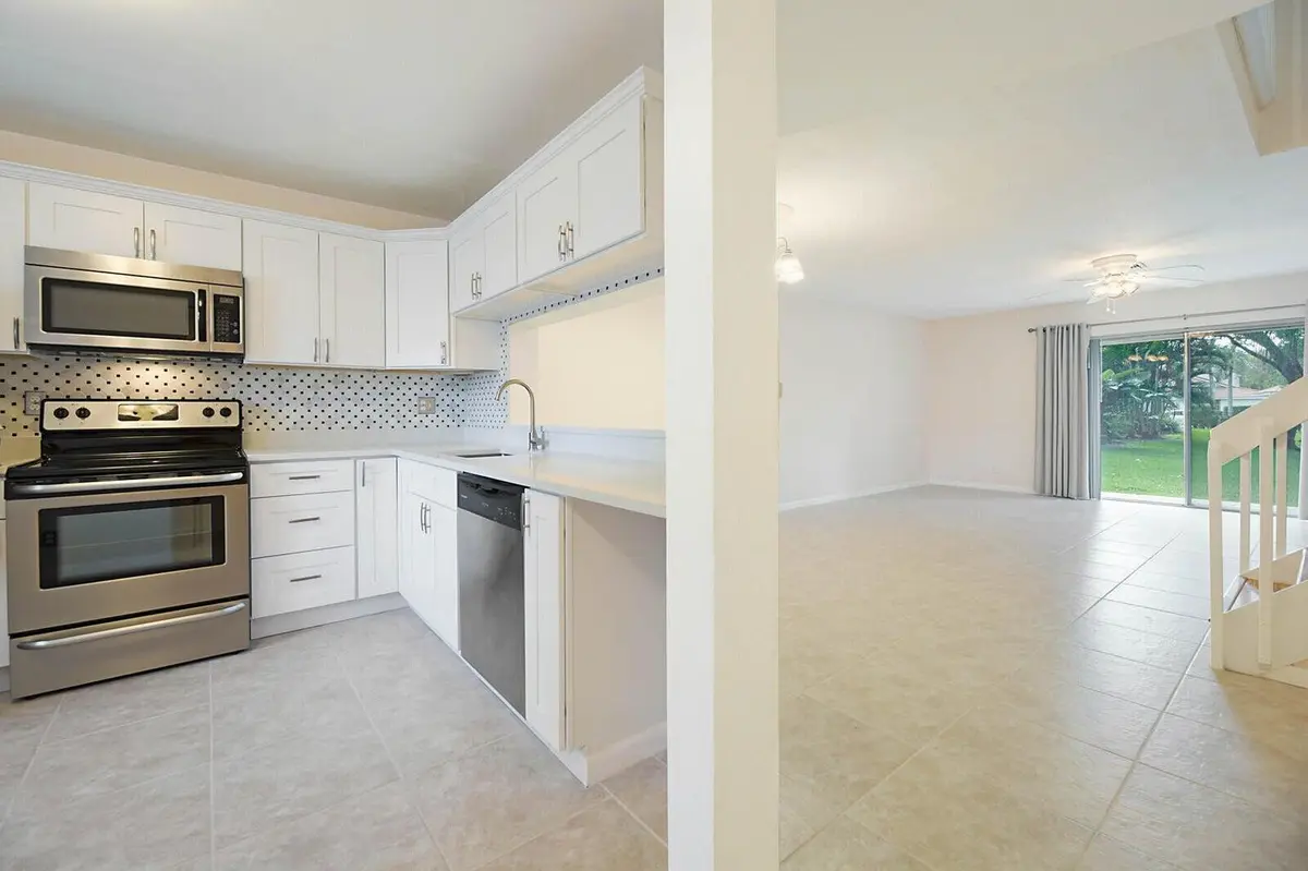 Kitchen at 6384 BOCA Circle, Boca Raton
