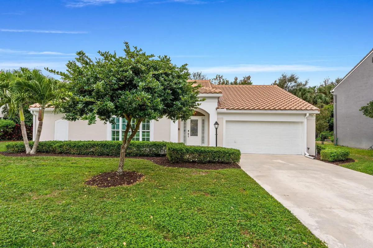 5-web-or-mls-A7403886 at 10223 Hunt Club Lane, Palm Beach Gardens