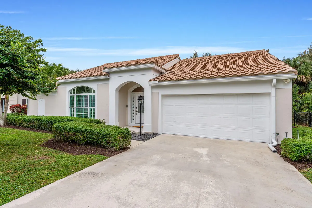 3-web-or-mls-A7403882 at 10223 Hunt Club Lane, Palm Beach Gardens