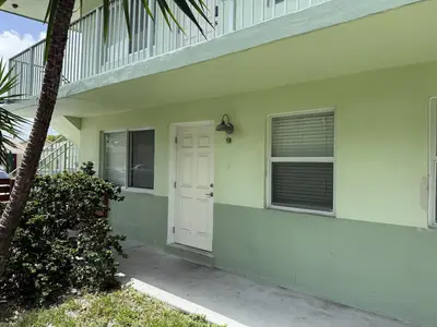 1118 N H Street 14, Lake Worth Beach – leased