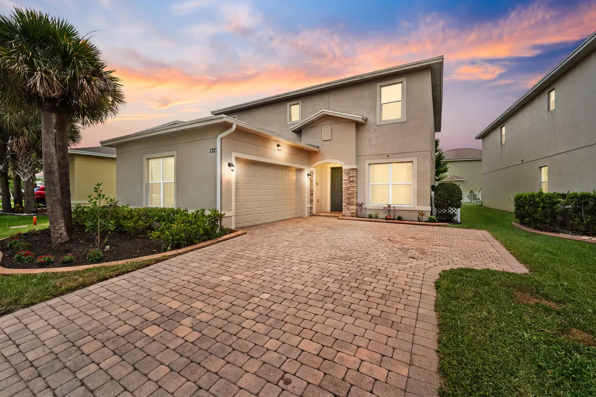 1_100 at 1327 NW Leonardo Circle, Port St. Lucie