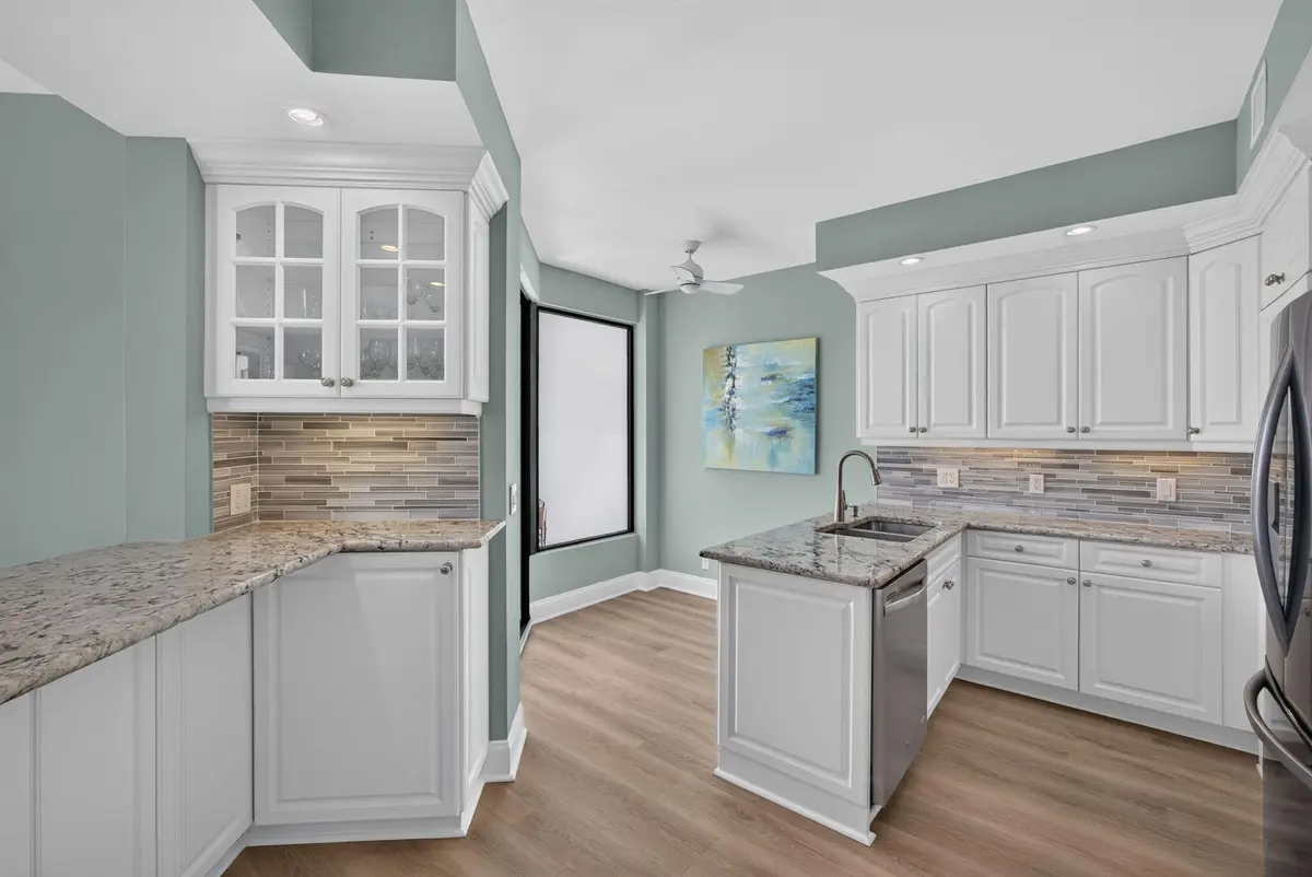 12-web-or-mls-12-print-5D1A8484 at 200 Waterway Road 206, Tequesta