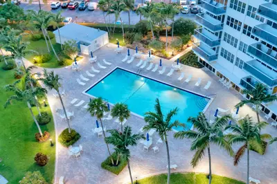 3300 NE 36th Street 1016, Fort Lauderdale – Stock Cooperative for sale