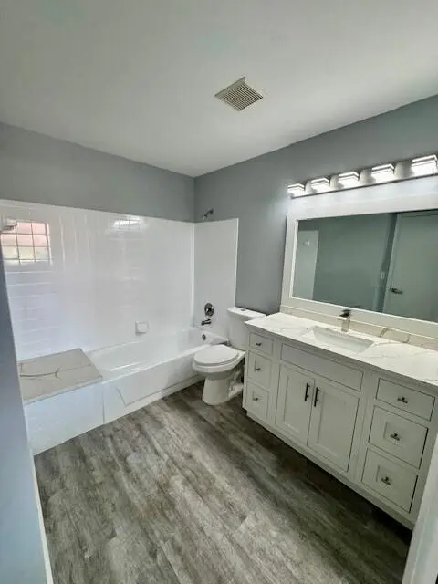 bath9 at 7 Farnworth Drive, Boynton Beach