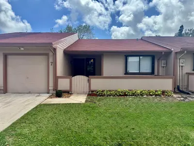 7 Farnworth Drive, Boynton Beach – sold