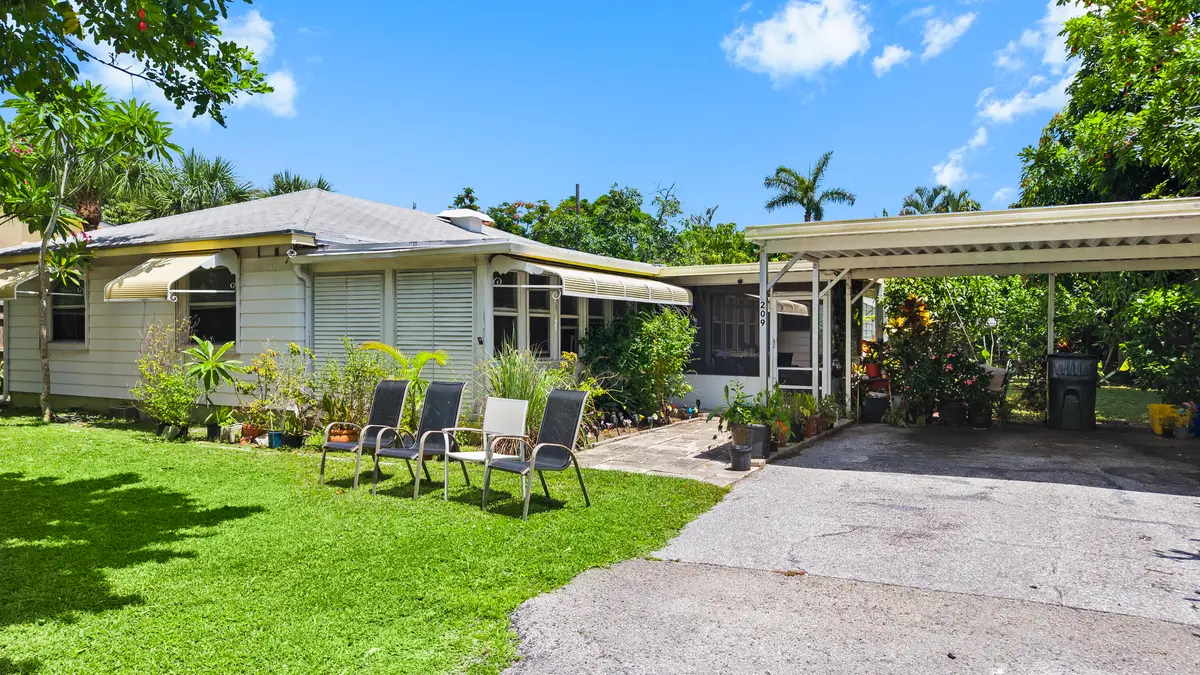 02-DJI_20260714122508_0566_D at 209 NE 5th Court, Delray Beach