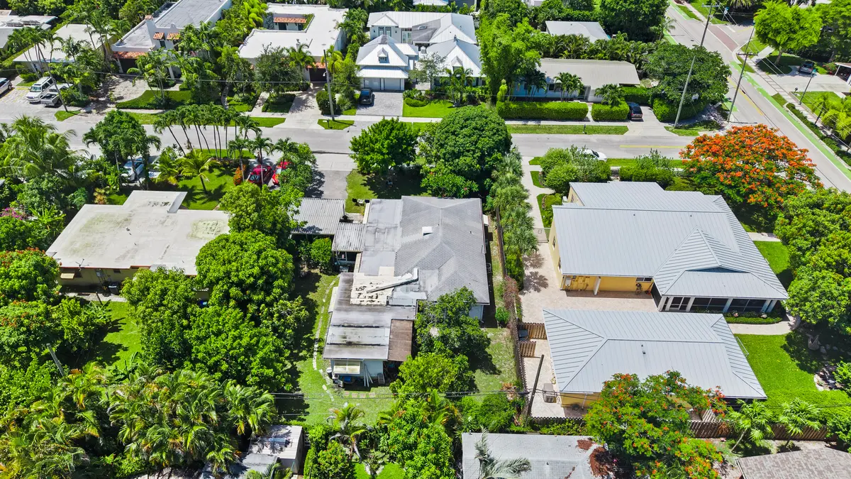 05-DJI_20260714120529_0528_D at 209 NE 5th Court, Delray Beach