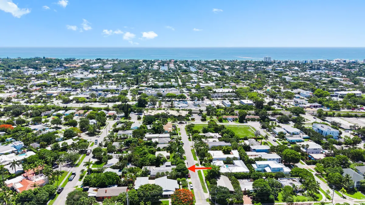 08-DJI_20260714120435_0518_D at 209 NE 5th Court, Delray Beach