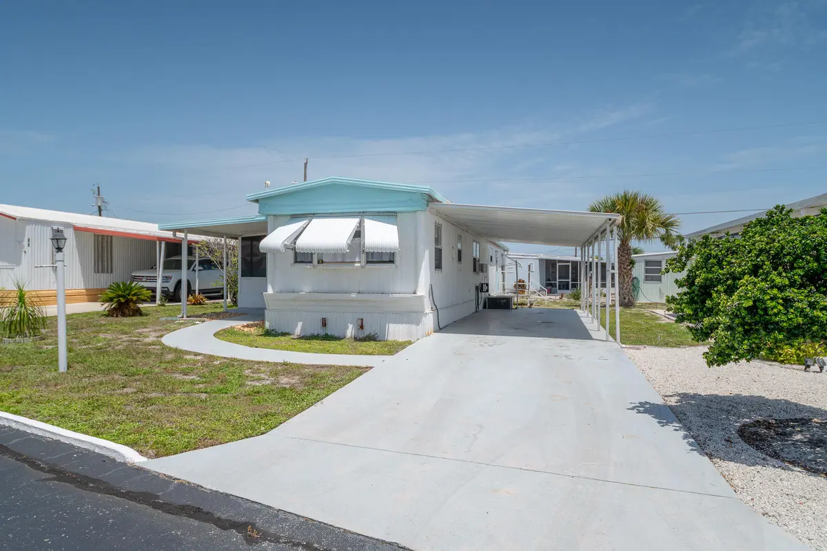 Front View of Property at 10885 SE Federal Hwy 32 Highway, Hobe Sound