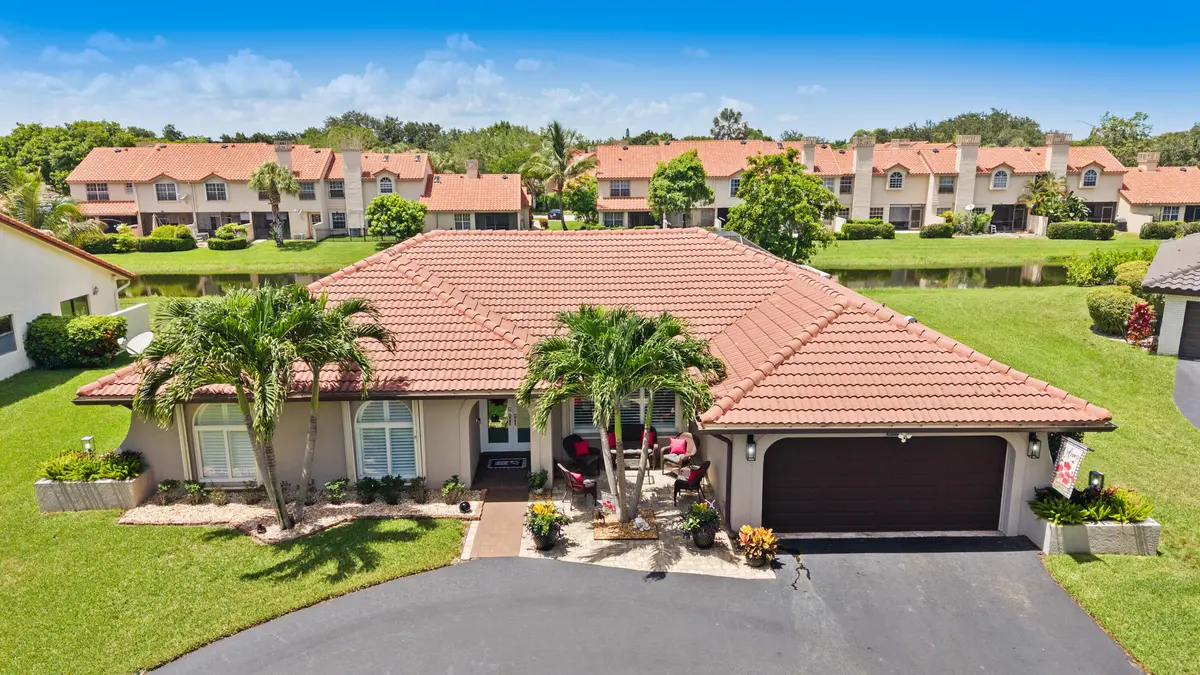 6_02 at 10885 SW 1st Court, Coral Springs