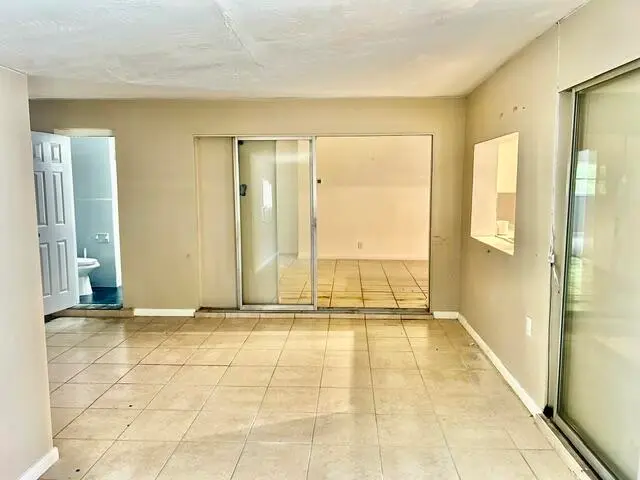 IMG_1038 at 5371 NE 17TH Terrace, Fort Lauderdale