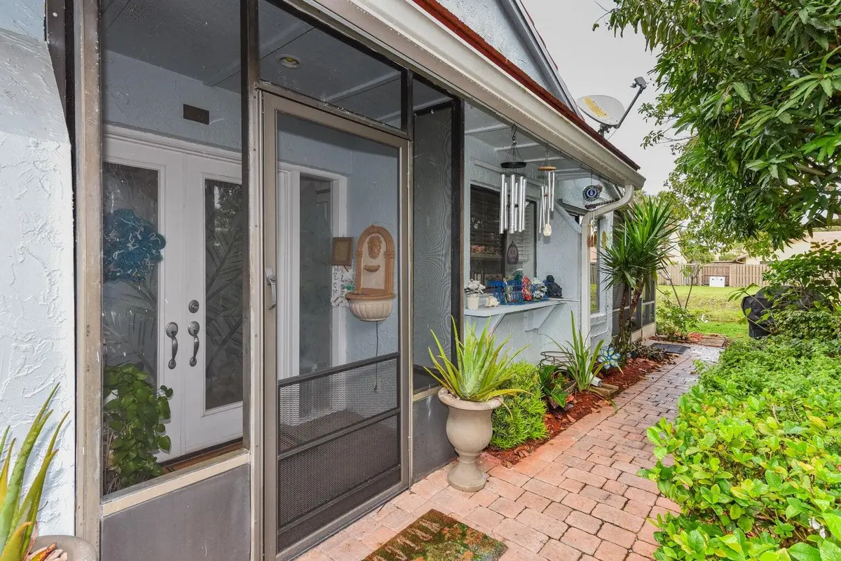 bb6 at 5518 Ainsley Court, Boynton Beach