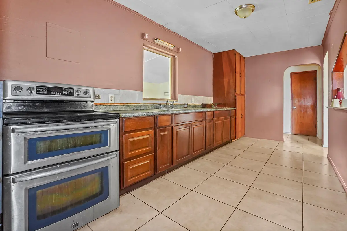 07 Kitchen 02 at 2313 N 44TH Street, Fort Pierce