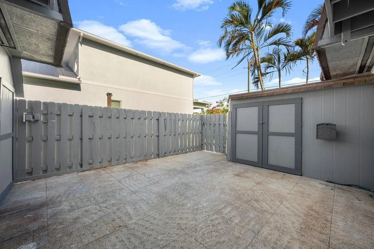 20250411210252956214000000-o at 1980 NE Dixie Highway, Jensen Beach
