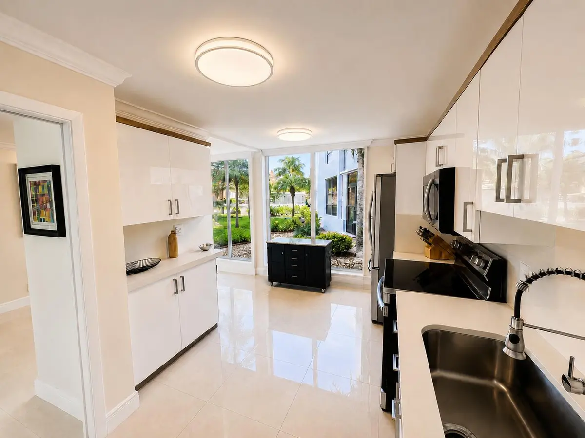 Kitchen at 7170 PROMENADE Drive 101, Boca Raton