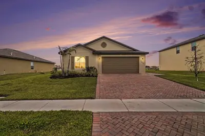 969 Bent Creek Drive, Fort Pierce – Single Family Residence for sale