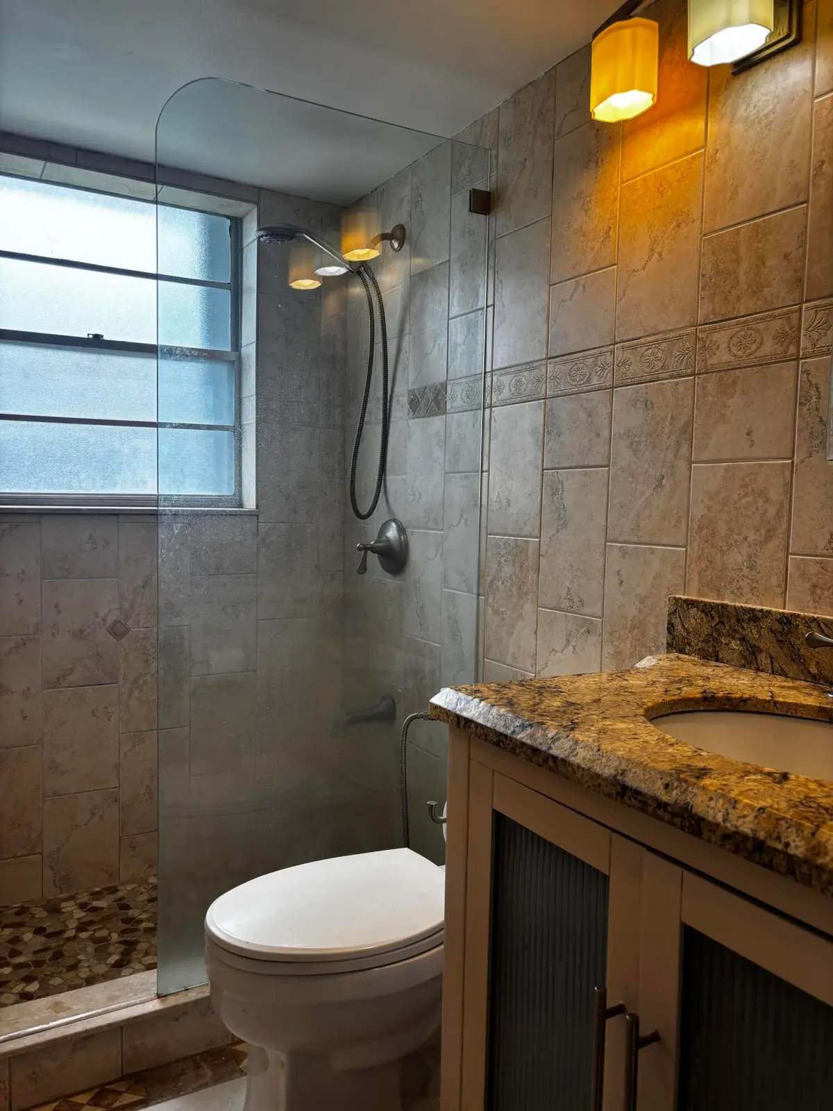 1ST BATHROOM at 13 CHATHAM A, West Palm Beach