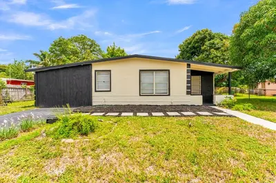 3411 NW 5th Court, Lauderhill – sold
