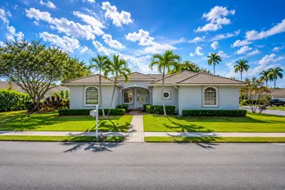 2570 SE 4th Place, Homestead – sold