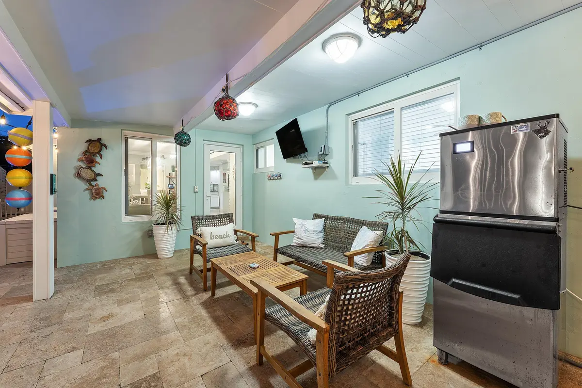 056-904Southeast15thCourt-DeerfieldBeach at 904 SE 15th Court, Deerfield Beach