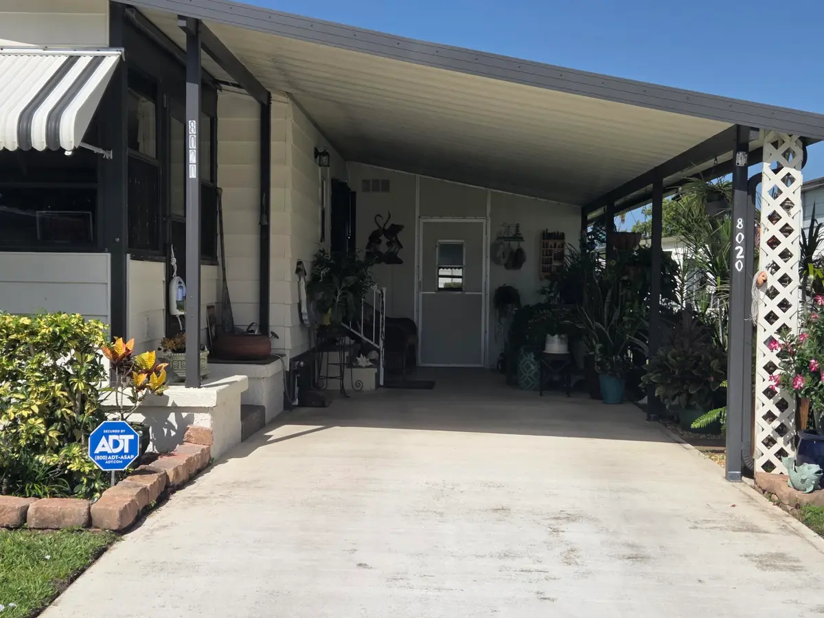 lania 1 at 8020 SE Shenandoah Drive, Hobe Sound