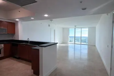14951 ROYAL OAKS Lane 1607, North Miami – Apartment for rent