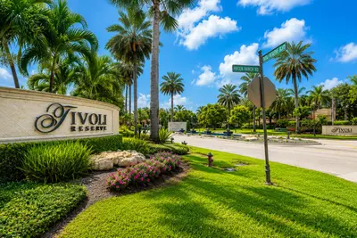 8047 Via Grande, Boynton Beach – Single Family Residence for sale
