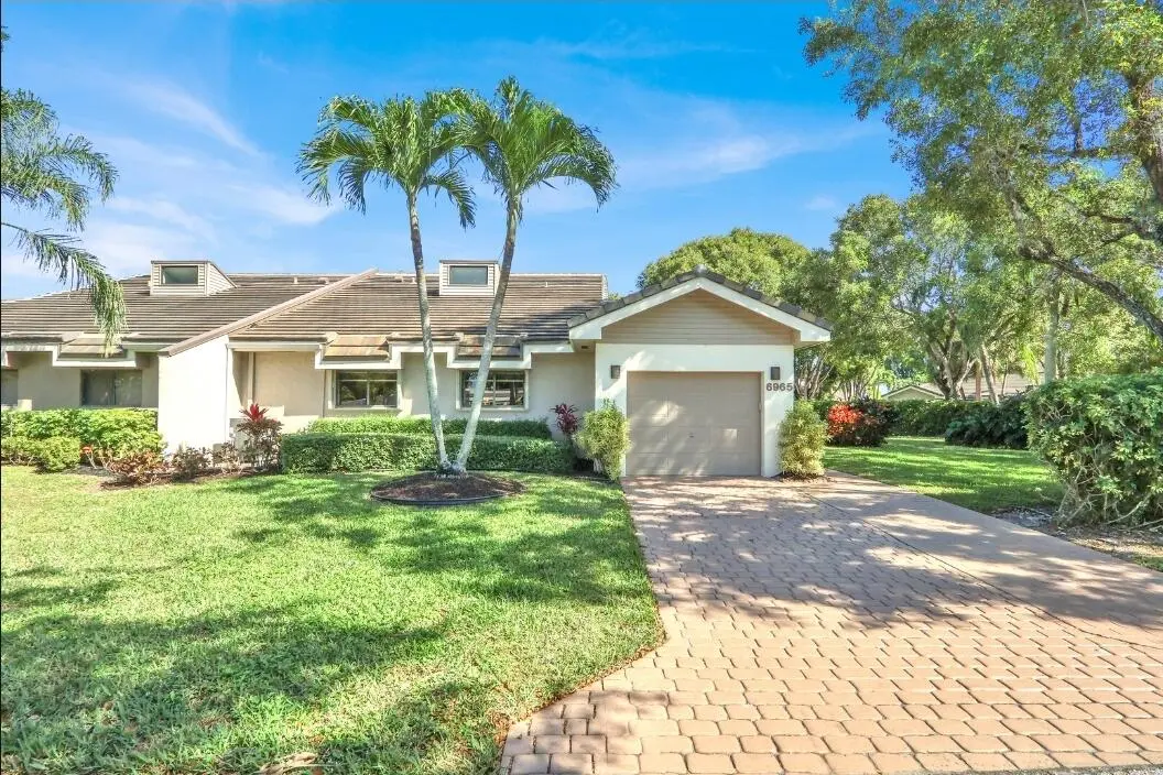 Front at 6965 PARISIAN Way, Lake Worth