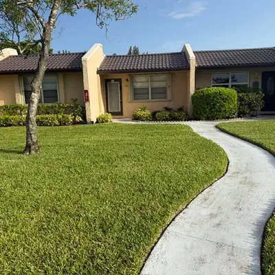 166 Lake Meryl Drive, West Palm Beach – sold