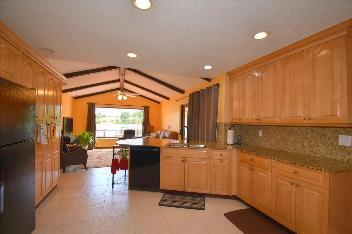 Photo 8 at 4148 NW 19TH Terrace, Oakland Park